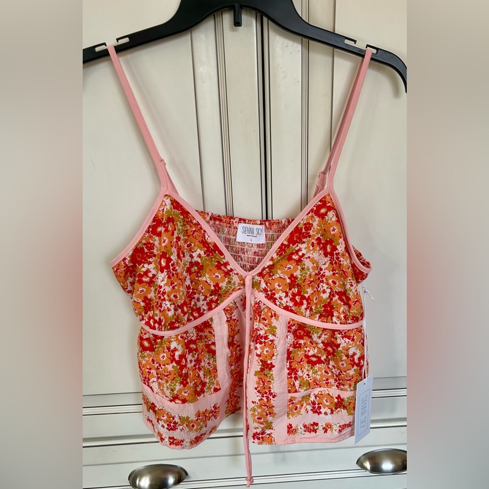NWT Sienna Sky Floral Cropped cami top size large